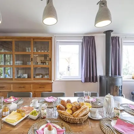 Willa Elegant Retreat, Somme-leuze